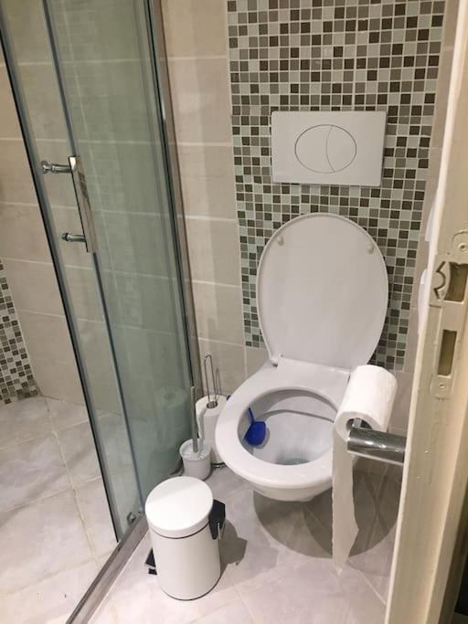 Studio Ideal Pour Deux Voyageurs Sur Марсель Экстерьер фото