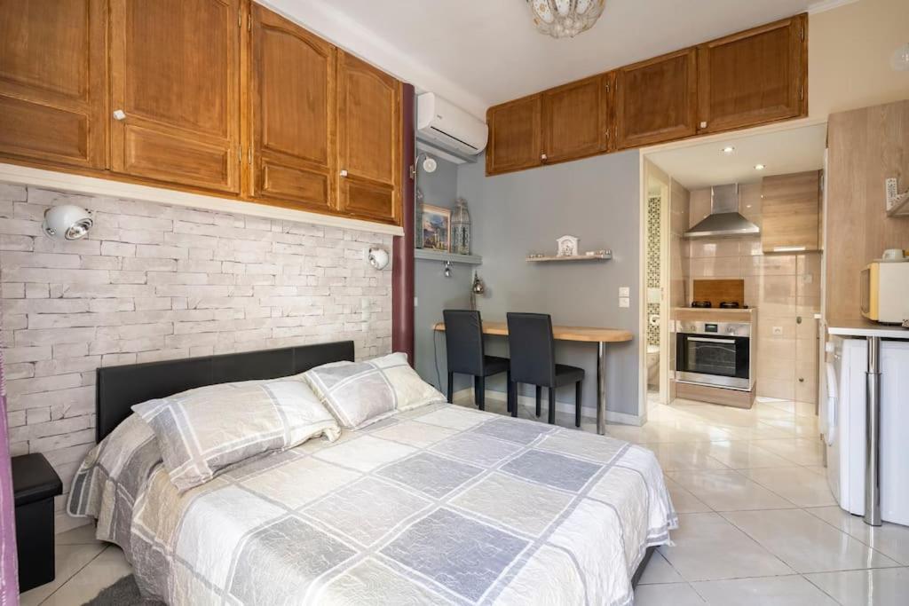 Studio Ideal Pour Deux Voyageurs Sur Марсель Экстерьер фото